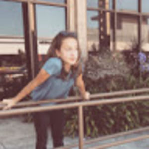 Meet your Posher, Zoë